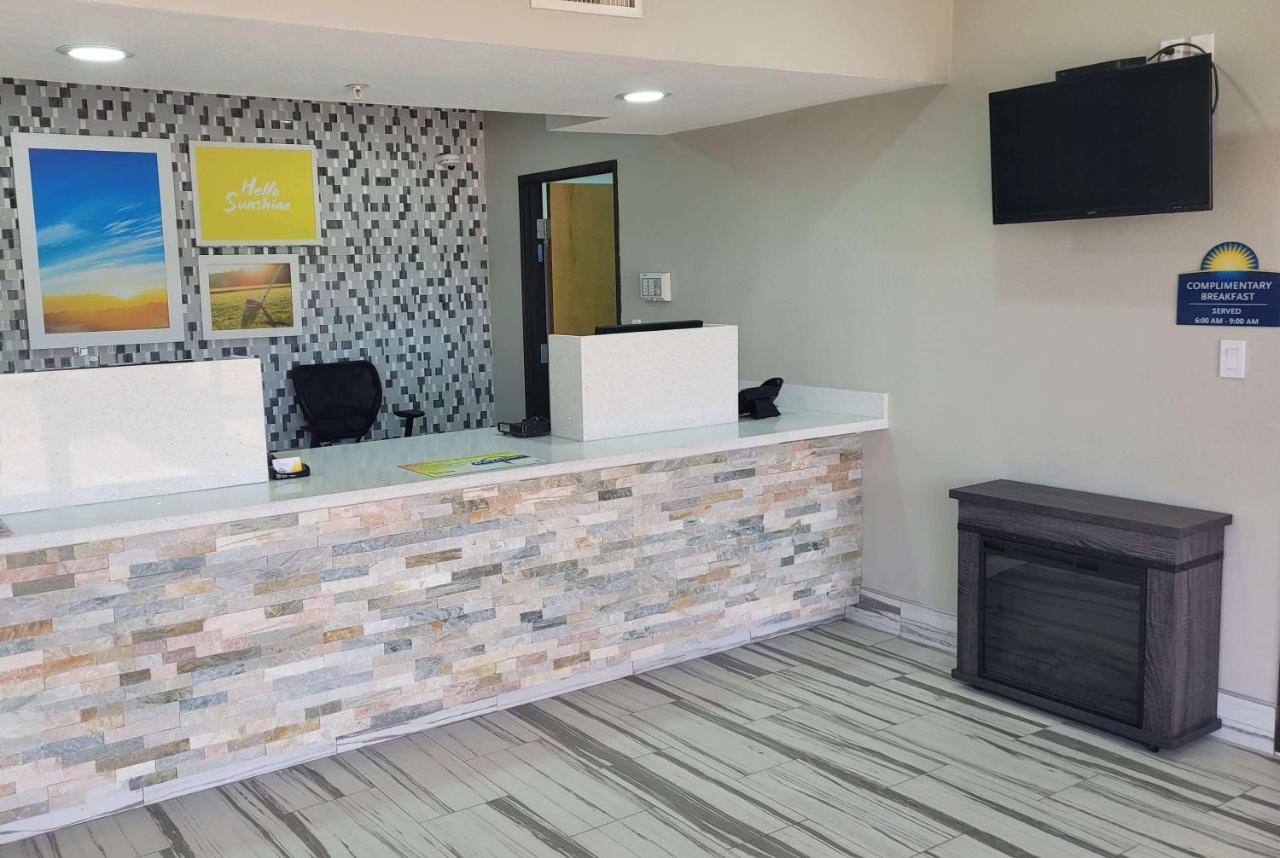 Days Inn By Wyndham Childress Exteriér fotografie