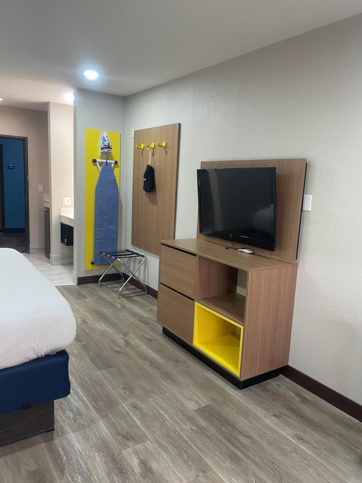 Days Inn By Wyndham Childress Exteriér fotografie